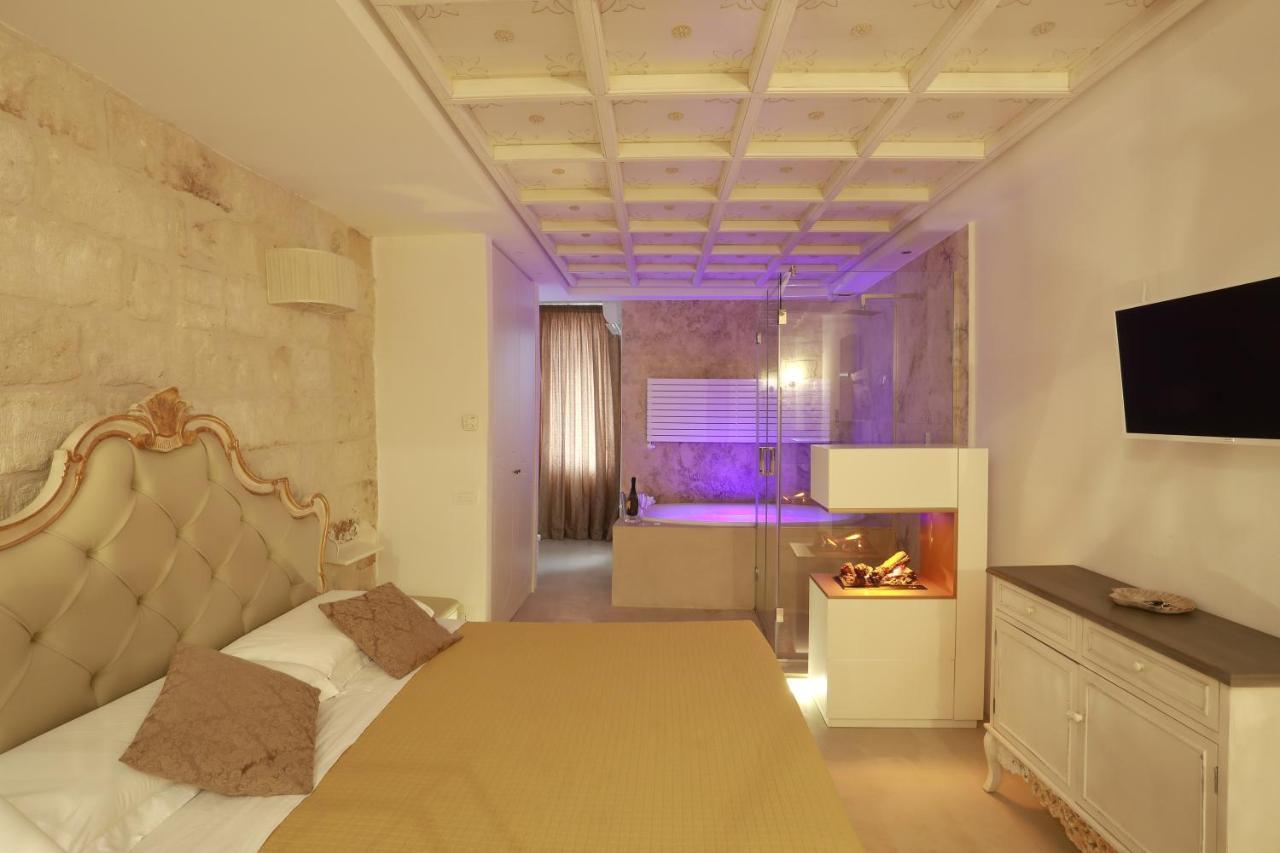 Palazzo Stapane Home Suite 9 - Luxury Living โมโนโปลี ภายนอก รูปภาพ