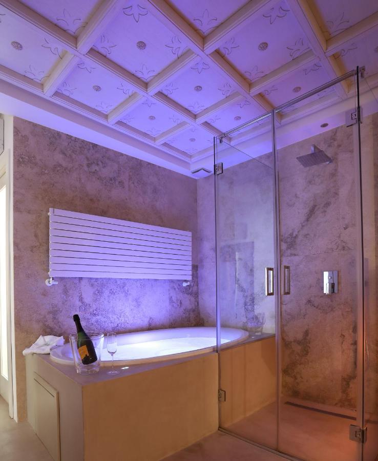 Palazzo Stapane Home Suite 9 - Luxury Living โมโนโปลี ภายนอก รูปภาพ